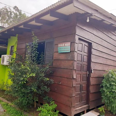 827 Chale Pe Na Areia, Completo Na Praia Do Estaleiro Em Ubatuba - 1 Dormitorio, 1 Banheiro, 1 Vaga De Garagem エクステリア 写真